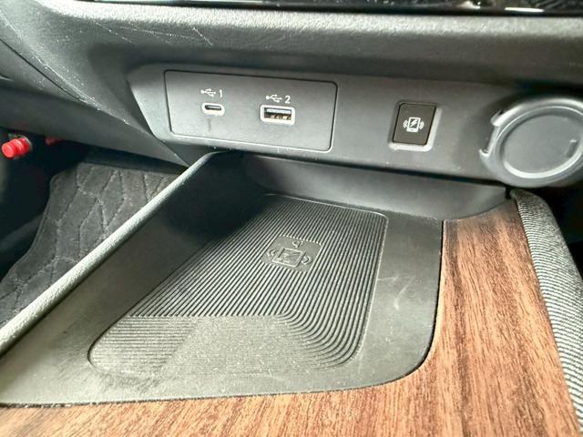 オーラ G FOUR レザーエディション 1オナ 革シート 4WD ETC2.0   ドラレコ BOSEサウンド シートヒータ ハンドルヒータ アラモニ デジタルミラー  NCナビ プロパイ LEDヘッドライト LEDフォグ ワイヤレス充電(14枚目)