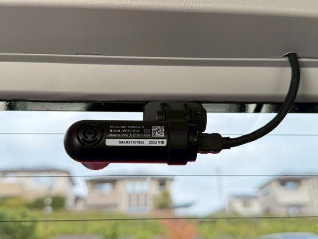 ルーミー カスタムＧ－Ｔ　１オナ　８型ナビ　ＧＲサイドスカート＆リアバンパースポイラ　全周囲Ｍ　前席シートヒータ　両側電動スライドドア　前後ドラレコ　ＥＴＣ　デジタルルームミラ　追従クルーズコントロール　ＬＥＤヘッドライト（9枚目）