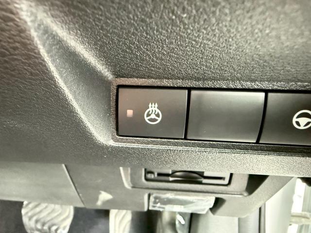 オーラ ニスモ 1オナ ETC2.0  シートヒーター デジタルミラー アラモニ プロパイ NCナビ 寒冷地仕様 ハンドルヒーター NISMO純正17型AW  NISMOエアロ LEDヘッドライト LEDフォグ(9枚目)