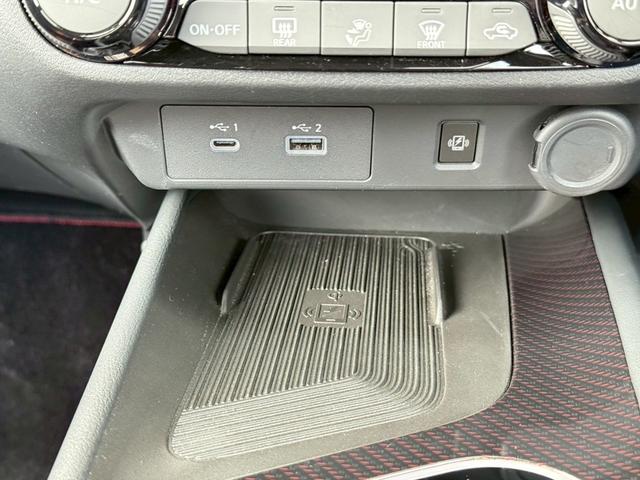 オーラ ニスモ 1オナ ETC2.0  シートヒーター デジタルミラー アラモニ プロパイ NCナビ 寒冷地仕様 ハンドルヒーター NISMO純正17型AW  NISMOエアロ LEDヘッドライト LEDフォグ(11枚目)