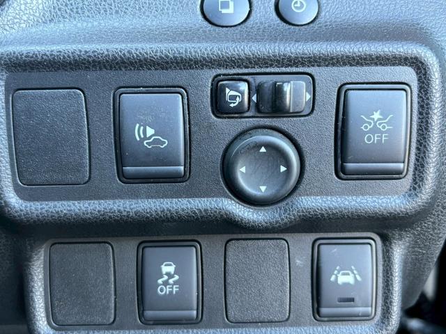 ノート e-パワーニスモ S ナビ フルセグTV 全周囲M ETC デジタルルームミラー OPセンターアームレス LEDヘッドライト 専用シート 専用AW 専用エアロ(12枚目)