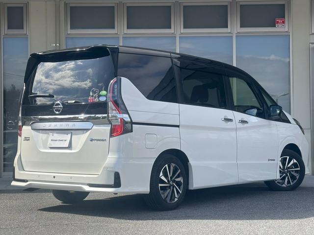セレナ e-パワー ハイウェイスターV 1オナ 後席モニター ETC ドラレコ 純正10型ナビ 純正15型AW 両側電動スライド デジタルミラー アラモニ アダプティブLED LEDフォグ 衝突軽減装置 踏み間違い防止アシスト(2枚目)