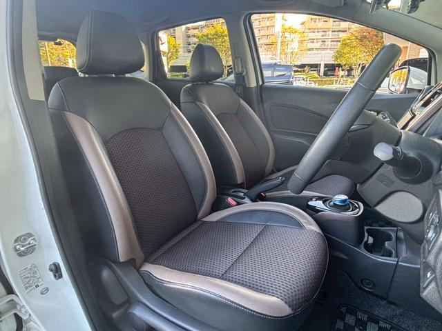 ノート ｅ－パワー　メダリスト　ナビＴＶ　前後ドラレコ　ＥＴＣ　全周囲Ｍ　追従クルコン　デジタルルームミラ　ハーフレザーシート　ＬＥＤヘッドライト　ハイビームアシスト　エマブレ　踏み間違い防止　障害物センサー（18枚目）