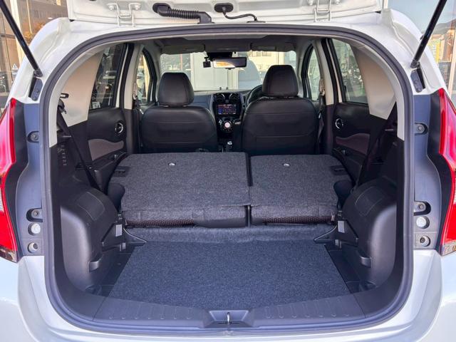 ノート ｅ－パワー　メダリスト　ナビＴＶ　前後ドラレコ　ＥＴＣ　全周囲Ｍ　追従クルコン　デジタルルームミラ　ハーフレザーシート　ＬＥＤヘッドライト　ハイビームアシスト　エマブレ　踏み間違い防止　障害物センサー（23枚目）