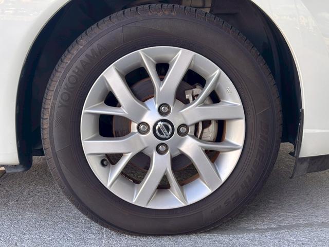 ノート ｅ－パワー　メダリスト　ナビＴＶ　前後ドラレコ　ＥＴＣ　全周囲Ｍ　追従クルコン　デジタルルームミラ　ハーフレザーシート　ＬＥＤヘッドライト　ハイビームアシスト　エマブレ　踏み間違い防止　障害物センサー（26枚目）