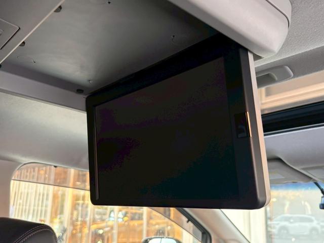 エルグランド ２５０ハイウェイスタープレミアムアーバンクロム　純正１０型ナビ　Ｗサンルーフ　後席Ｍ　ドラレコ前後　ＥＴＣ　全周囲Ｍ　追従クルーズコントロール　両側電動スライドドア　パワーシート　シートヒータ　ブラックレザーシート（23枚目）