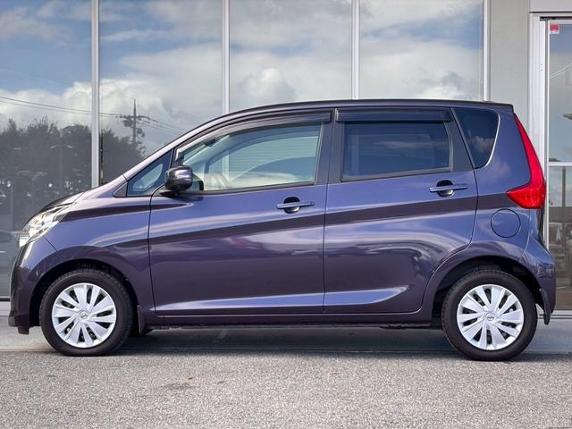 デイズ Ｘ　１オナ　純正ナビ　フルセグＴＶ　全周囲Ｍ　スマートキー　ドアバイザー　アイドリングストップ　ＤＶＤ再生　ＣＤ再生　バックカメラ（24枚目）