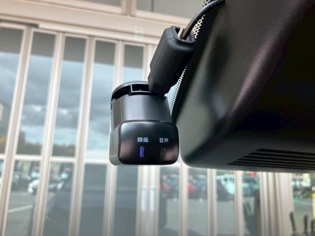 ノート オーテック NCナビ プロパイ 全周囲M 前後ドラレコ ETC2.0 寒冷地仕様 シートヒータ ステアリングヒータ アダプティブLEDヘッドライト デジタルルームミラ SOSコール ワイヤレス充電(9枚目)