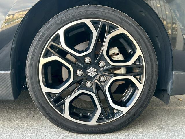 スイフトスポーツ ベースグレード 1オナ 6速MT車 7型ナビ ドラレコ前後 全周囲カメラ 追従クルコン ETC LEDヘッドライト フォグランプ ブレーキアシスト プッシュスタート TVスイッチ シートヒーター ステアリングスイッチ(26枚目)