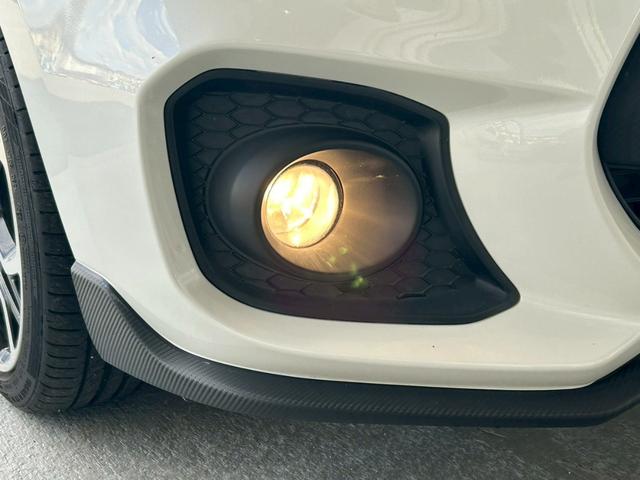 スイフトスポーツ ベースグレード　１オナ　ＨＫＳマフラ　６速ＭＴ　ディスプレイオーディオ　デジタルルームミラー　Ｂカメラ　シートヒータ　クリアランスソナー　ＥＴＣ　ＬＥＤヘッドライト　純正１７インチＡＷ　衝突被害軽減ブレーキ（23枚目）