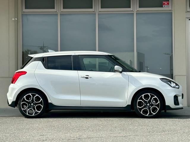 スイフトスポーツ ベースグレード　１オナ　ＨＫＳマフラ　６速ＭＴ　ディスプレイオーディオ　デジタルルームミラー　Ｂカメラ　シートヒータ　クリアランスソナー　ＥＴＣ　ＬＥＤヘッドライト　純正１７インチＡＷ　衝突被害軽減ブレーキ（34枚目）