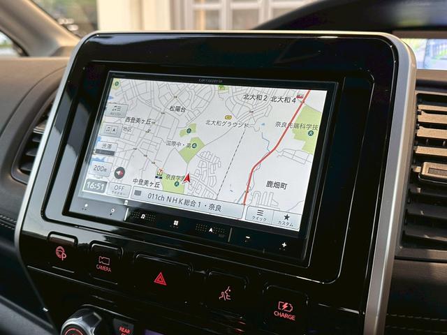 セレナ ｅ－パワー　ハイウェイスターＶ　カロッツェリアメモリナビ　アラウンドビューモニター　プロパイロット　シートヒーター　フルセグ　シートヒーター　ステアリングヒーター　両側パワースライドドア　デジタルインナーミラー（6枚目）