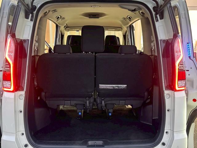 セレナ ｅ－パワー　ハイウェイスターＶ　カロッツェリアメモリナビ　アラウンドビューモニター　プロパイロット　シートヒーター　フルセグ　シートヒーター　ステアリングヒーター　両側パワースライドドア　デジタルインナーミラー（21枚目）