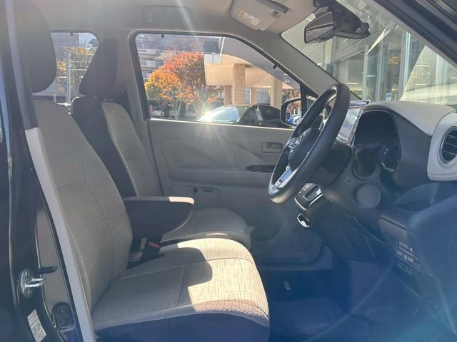 デイズ Ｘ　純９型ナビ　全周囲Ｍ　ドラレコ前後　ＥＴＣ　ＬＥＤヘッドライト　衝突被害軽減ブレーキ　踏み間違い防止　障害物センサー　スマートキー　純正ＡＷ（19枚目）