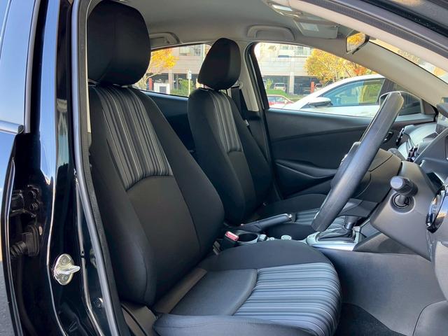 ＭＡＺＤＡ２ １５Ｓ　スマートエディション　１オナ　メーカナビ　ドラレコ前後　ＥＴＣ　全周囲Ｍ　ＬＥＤヘッドライト　障害物センサ　ブラインドスポット　プッシュスタート　ＭＴモード　アイドリングストップ（13枚目）