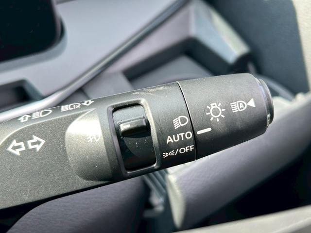 オーラ Ｇ　レザーエディション　ＭＣ後　ＮＣナビ　プロパイ　全周囲Ｍ　ＥＴＣ２．０　ＢＯＳＥサウンド　ワイヤレス充電　ＳＯＳコール　パワーシート　デジタルルームミラ　アダクティブＬＥＤヘッドライト　ブラック革シート（20枚目）