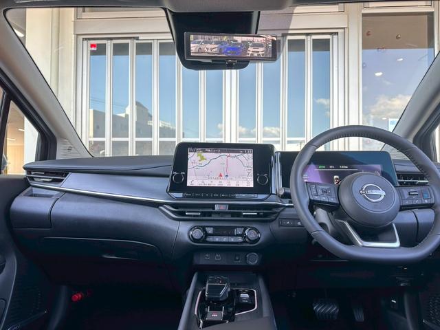 オーラ オーテック　スポーツスペック　ＮＣナビ　プロパイ　全周囲Ｍ　寒冷地仕様　シートヒータ　ステアリングヒータ　レザーシート　ＢＯＳＥサウンド　ワイヤレス充電　デジタルルームミラ　アダクティブＬＥＤヘッドライト　ディスプレイオーディオ（7枚目）