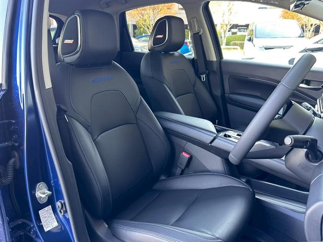 オーラ オーテック　スポーツスペック　ＮＣナビ　プロパイ　全周囲Ｍ　寒冷地仕様　シートヒータ　ステアリングヒータ　レザーシート　ＢＯＳＥサウンド　ワイヤレス充電　デジタルルームミラ　アダクティブＬＥＤヘッドライト　ディスプレイオーディオ（20枚目）