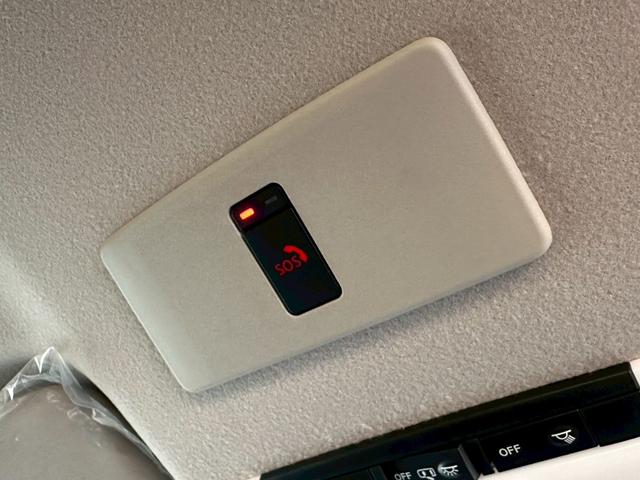 オーラ オーテック　スポーツスペック　ＮＣナビ　プロパイ　全周囲Ｍ　寒冷地仕様　シートヒータ　ステアリングヒータ　レザーシート　ＢＯＳＥサウンド　ワイヤレス充電　デジタルルームミラ　アダクティブＬＥＤヘッドライト　ディスプレイオーディオ（23枚目）