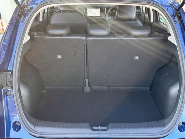 オーラ オーテック　スポーツスペック　ＮＣナビ　プロパイ　全周囲Ｍ　寒冷地仕様　シートヒータ　ステアリングヒータ　レザーシート　ＢＯＳＥサウンド　ワイヤレス充電　デジタルルームミラ　アダクティブＬＥＤヘッドライト　ディスプレイオーディオ（32枚目）