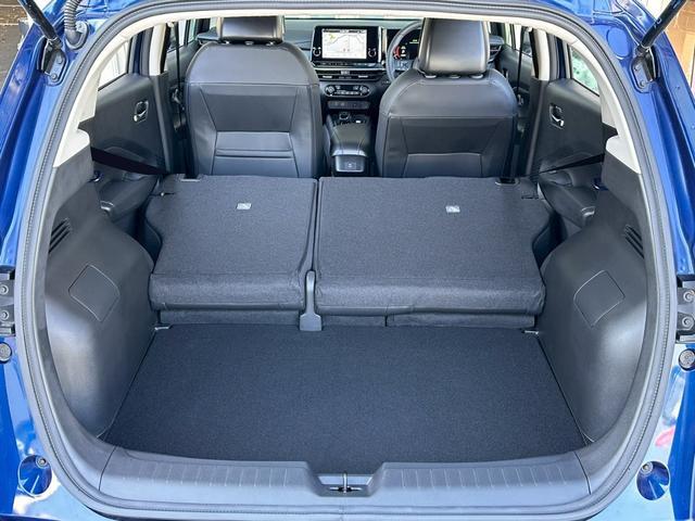 オーラ オーテック　スポーツスペック　ＮＣナビ　プロパイ　全周囲Ｍ　寒冷地仕様　シートヒータ　ステアリングヒータ　レザーシート　ＢＯＳＥサウンド　ワイヤレス充電　デジタルルームミラ　アダクティブＬＥＤヘッドライト　ディスプレイオーディオ（34枚目）