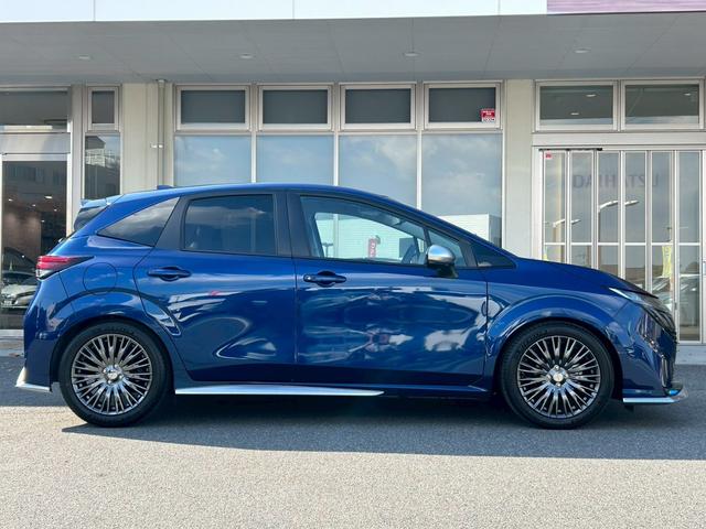 オーラ オーテック　スポーツスペック　ＮＣナビ　プロパイ　全周囲Ｍ　寒冷地仕様　シートヒータ　ステアリングヒータ　レザーシート　ＢＯＳＥサウンド　ワイヤレス充電　デジタルルームミラ　アダクティブＬＥＤヘッドライト　ディスプレイオーディオ（43枚目）