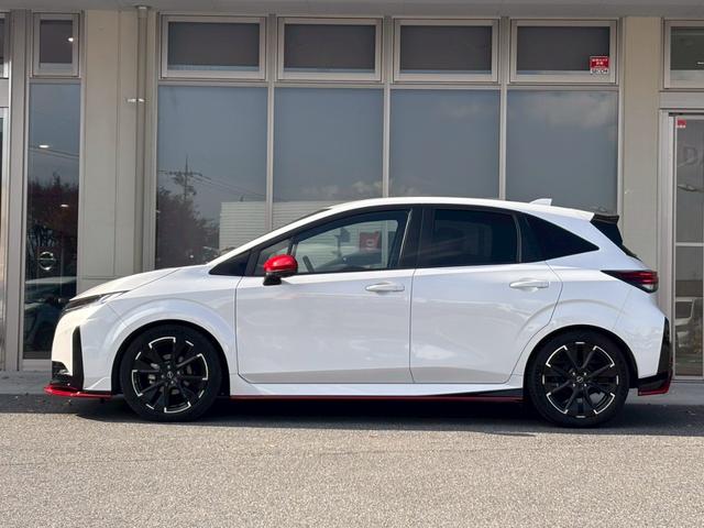 オーラ ニスモ NCナビ フルセグTV プロパイロット アラウンドビューモニタ デジタルミラ ブラックレザーシート エマブレ 踏み間違い防止 障害物センサー 純正17インチAW LEDヘッドライト NISMO(37枚目)