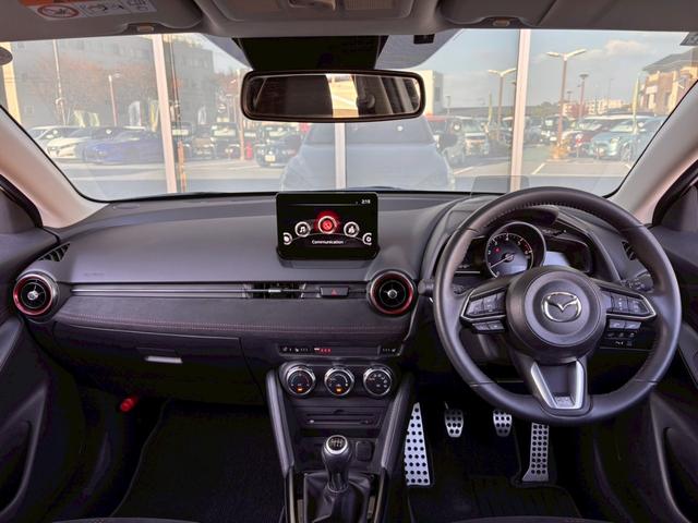MAZDA2 XDスポルト+ 1オナ 6速MT ディーゼル車 Mナビ 全周囲M 追従クルコン ハーフレザーシート シートヒータ パワーシート シートメモリ ETC LEDヘッドライト フルセグTV ETC ブラインドスポットモニタ(6枚目)