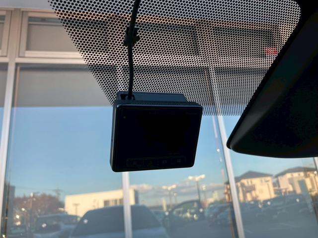 カローラスポーツ ハイブリッドG Z レンタアップ 純10.5コネクティッドナビ フルセグTV バックカメラ シート/ハンドルヒーター ETC2.0 ドラレコ LEDヘッド トヨタセーフティセンス プリクラッシュセーフティ(12枚目)