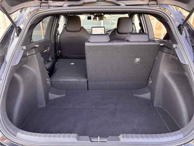 カローラスポーツ ハイブリッドG Z レンタアップ 純10.5コネクティッドナビ フルセグTV バックカメラ シート/ハンドルヒーター ETC2.0 ドラレコ LEDヘッド トヨタセーフティセンス プリクラッシュセーフティ コーナーセンサ(23枚目)