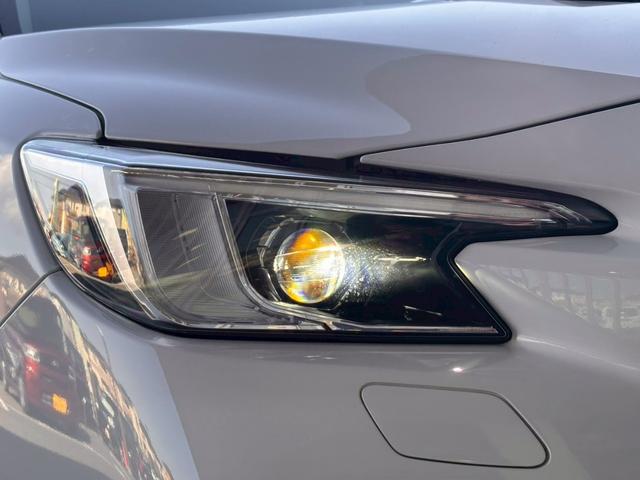 レヴォーグ STIスポーツ EX ブラックインテリアセレクション 11.6インチナビ STIフロントグリル ドラレコ ETC ハーマンカードンサウンドシステム ブラック/グレーハーフレザーシート アダクティブLEDヘッドライト トノカバ アイサイトセーフティプラス(25枚目)