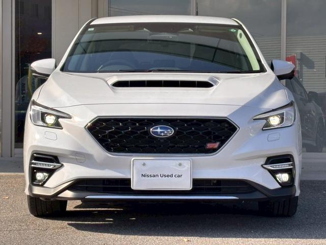 レヴォーグ STIスポーツ EX ブラックインテリアセレクション 11.6インチナビ STIフロントグリル ドラレコ ETC ハーマンカードンサウンドシステム ブラック/グレーハーフレザーシート アダクティブLEDヘッドライト トノカバ アイサイトセーフティプラス(30枚目)