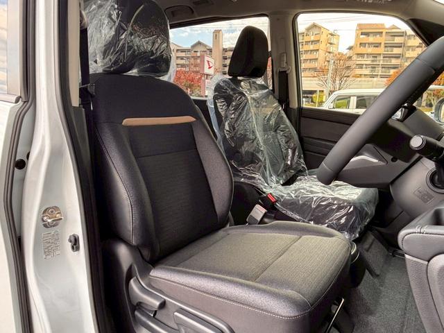 セレナ e-パワー ハイウェイスターV NC12.3ナビ 後席モニタ 寒冷地仕様 ドラレコ前後 ETC2.0 プロパイロット アラウンドビュ シートヒータ ステアリングヒータ デジタルルームミラ 両側電動スライドドア アダクティブLED(22枚目)