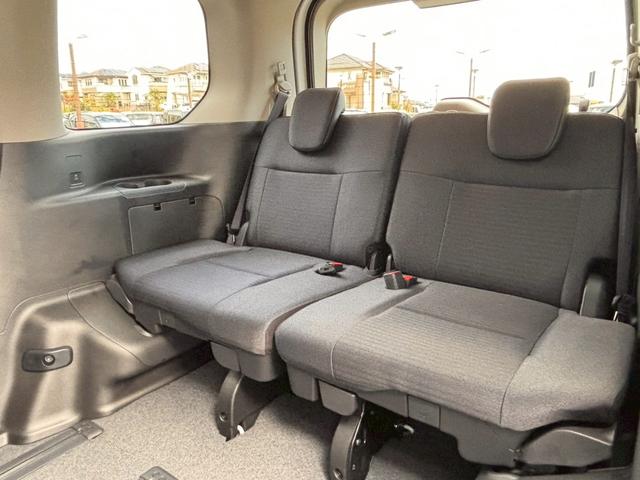 セレナ e-パワー ハイウェイスターV NC12.3ナビ 後席モニタ 寒冷地仕様 ドラレコ前後 ETC2.0 プロパイロット アラウンドビュ シートヒータ ステアリングヒータ デジタルルームミラ 両側電動スライドドア アダクティブLED(26枚目)