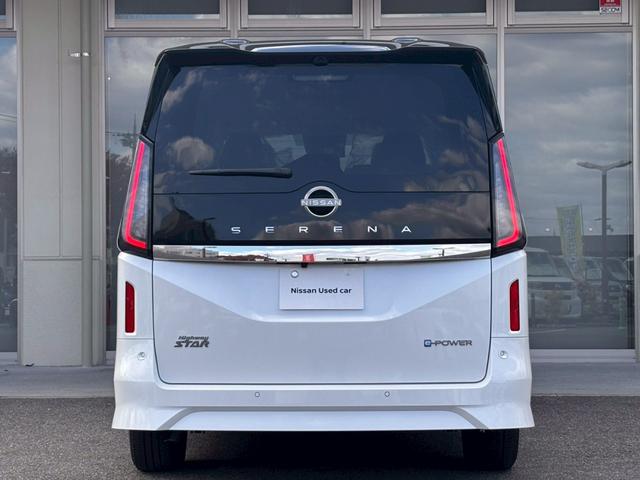 セレナ e-パワー ハイウェイスターV NC12.3ナビ 後席モニタ 寒冷地仕様 ドラレコ前後 ETC2.0 プロパイロット アラウンドビュ シートヒータ ステアリングヒータ デジタルルームミラ 両側電動スライドドア アダクティブLED(40枚目)