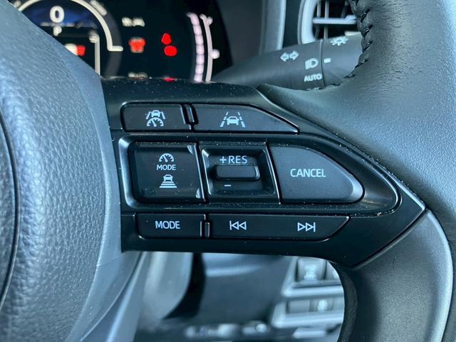 シエンタ ハイブリッドＺ　純正１０．５インチナビ　ドラレコ　ＥＴＣ　パノラミックビューＭ　フルセグＴＶ　両オートスライド　クルコン　ＬＥＤヘッド　ＳＯＳコール　トヨタセーフティセンス　プリクラッシュセーフティ　コーナーセンサー（13枚目）