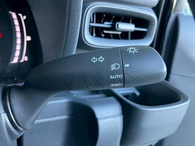 シエンタ ハイブリッドＺ　純正１０．５インチナビ　ドラレコ　ＥＴＣ　パノラミックビューＭ　フルセグＴＶ　両オートスライド　クルコン　ＬＥＤヘッド　ＳＯＳコール　トヨタセーフティセンス　プリクラッシュセーフティ　コーナーセンサー（14枚目）