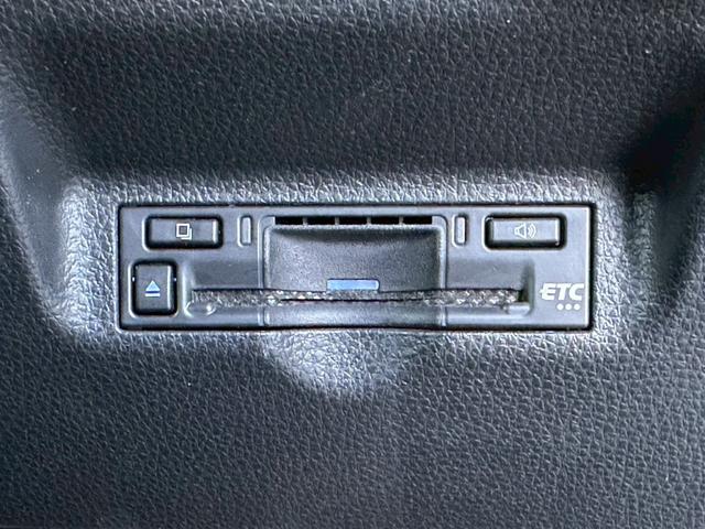 シエンタ ハイブリッドＺ　純正１０．５インチナビ　ドラレコ　ＥＴＣ　パノラミックビューＭ　フルセグＴＶ　両オートスライド　クルコン　ＬＥＤヘッド　ＳＯＳコール　トヨタセーフティセンス　プリクラッシュセーフティ　コーナーセンサー（9枚目）