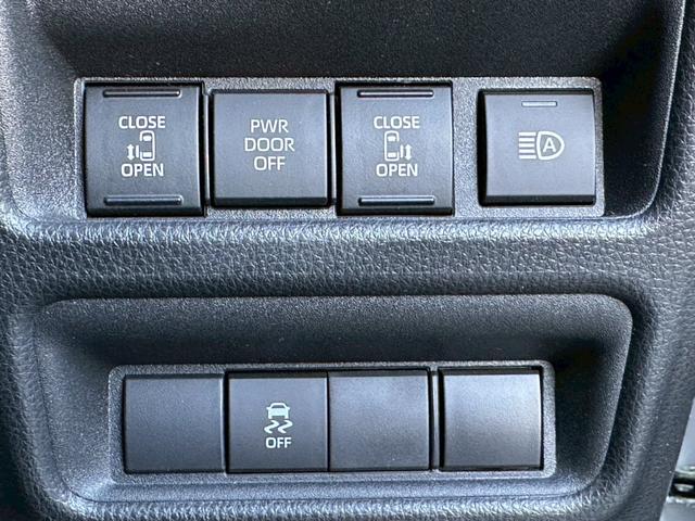 シエンタ ハイブリッドＺ　純正１０．５インチナビ　ドラレコ　ＥＴＣ　パノラミックビューＭ　フルセグＴＶ　両オートスライド　クルコン　ＬＥＤヘッド　ＳＯＳコール　トヨタセーフティセンス　プリクラッシュセーフティ　コーナーセンサー（10枚目）