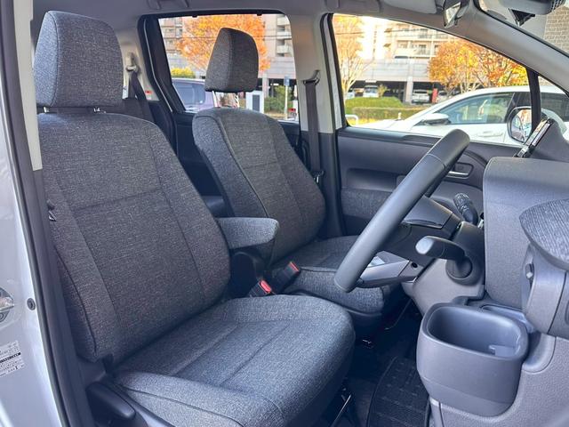 シエンタ ハイブリッドＺ　純正１０．５インチナビ　ドラレコ　ＥＴＣ　パノラミックビューＭ　フルセグＴＶ　両オートスライド　クルコン　ＬＥＤヘッド　ＳＯＳコール　トヨタセーフティセンス　プリクラッシュセーフティ　コーナーセンサー（18枚目）