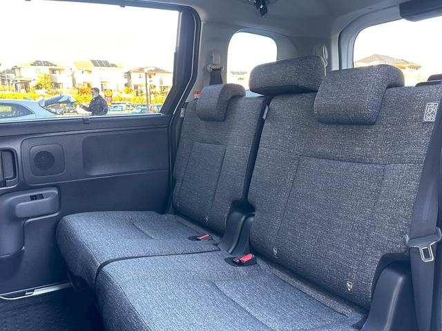 シエンタ ハイブリッドＺ　純正１０．５インチナビ　ドラレコ　ＥＴＣ　パノラミックビューＭ　フルセグＴＶ　両オートスライド　クルコン　ＬＥＤヘッド　ＳＯＳコール　トヨタセーフティセンス　プリクラッシュセーフティ　コーナーセンサー（23枚目）