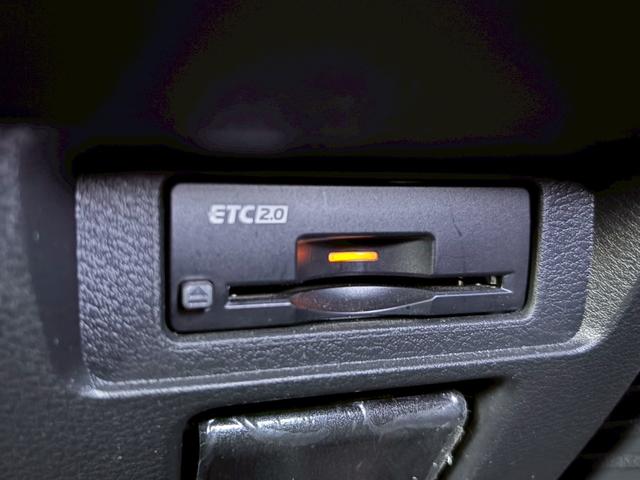 ノート Ｘ　ＮＣナビ　ドラレコ前後　ＥＴＣ２．０　全周囲Ｍ　プロパイ　１オナ　純正フロントリアメッキフィニッシャー　アダクティブＬＥＤヘッドライト　デジタルルームミラー　衝突被害軽減ブレーキ　踏み間違い防止（9枚目）