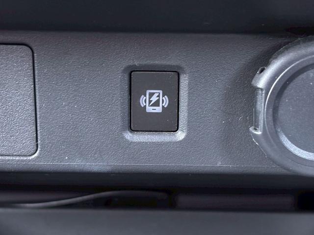 ノート Ｘ　ＮＣナビ　ドラレコ前後　ＥＴＣ２．０　全周囲Ｍ　プロパイ　１オナ　純正フロントリアメッキフィニッシャー　アダクティブＬＥＤヘッドライト　デジタルルームミラー　衝突被害軽減ブレーキ　踏み間違い防止（11枚目）