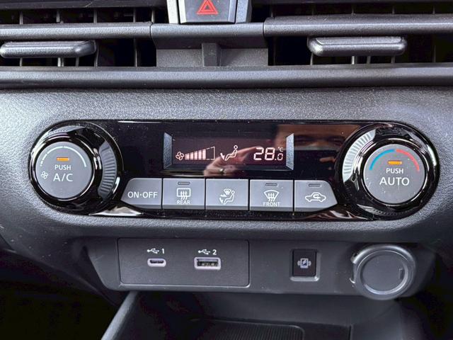 ノート Ｘ　ＮＣナビ　ドラレコ前後　ＥＴＣ２．０　全周囲Ｍ　プロパイ　１オナ　純正フロントリアメッキフィニッシャー　アダクティブＬＥＤヘッドライト　デジタルルームミラー　衝突被害軽減ブレーキ　踏み間違い防止（12枚目）