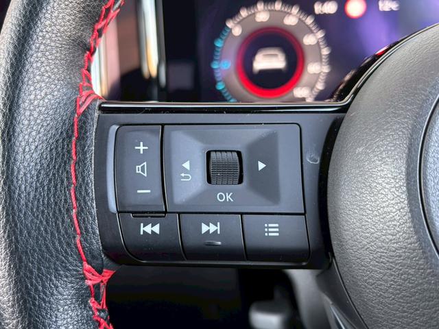 ノート Ｘ　ＮＣナビ　ドラレコ前後　ＥＴＣ２．０　全周囲Ｍ　プロパイ　１オナ　純正フロントリアメッキフィニッシャー　アダクティブＬＥＤヘッドライト　デジタルルームミラー　衝突被害軽減ブレーキ　踏み間違い防止（16枚目）