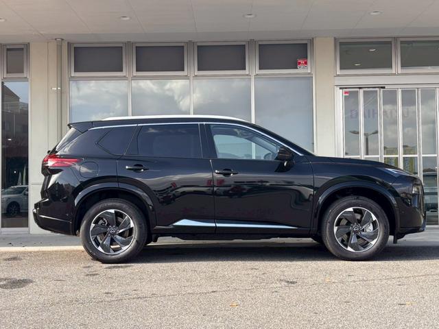 エクストレイル Ｇ　ｅ－４ＯＲＣＥ　登録済未使用車　サンルーフ　ＢＯＳＥ　ナッパレザ　ルーフレール　アダクティブＬＥＤヘッドライト　ＮＣナビ　フルセグＴＶ　ＥＴＣ２．０　プロパイロット　アラウンドビュー　シートヒータ　電動シート（40枚目）