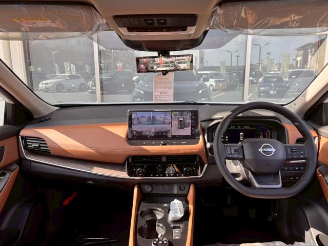 エクストレイル Ｇ　ｅ－４ＯＲＣＥ　登録済未使用車　サンルーフ　ＢＯＳＥ　ナッパレザ　ルーフレール　アダクティブＬＥＤヘッドライト　ＮＣナビ　フルセグＴＶ　ＥＴＣ２．０　プロパイロット　アラウンドビュー　シートヒータ　電動シート（5枚目）