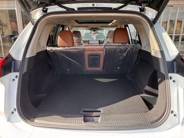 エクストレイル Ｇ　ｅ－４ＯＲＣＥ　登録済未使用車　サンルーフ　ＢＯＳＥ　ナッパレザ　ルーフレール　アダクティブＬＥＤヘッドライト　ＮＣナビ　フルセグＴＶ　ＥＴＣ２．０　プロパイロット　アラウンドビュー　シートヒータ　電動シート（30枚目）