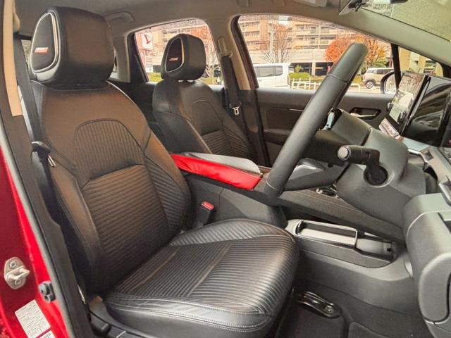 オーラ G レザーエディション NCナビ プロパイ 全周囲M 前後ドラレコ ETC2.0 BOSEサウンド デジタルルームミラ ワイヤレス充電 黒レザーシート SOSコール 衝突被害軽減ブレーキ 踏み間違い防止 障害物センサー(24枚目)