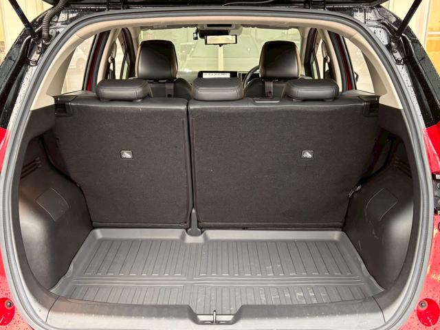 オーラ G レザーエディション NCナビ プロパイ 全周囲M 前後ドラレコ ETC2.0 BOSEサウンド デジタルルームミラ ワイヤレス充電 黒レザーシート SOSコール 衝突被害軽減ブレーキ 踏み間違い防止 障害物センサー(29枚目)